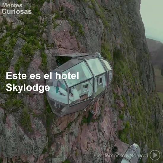 Khách sạn ngủ trên vách núi, không dành cho du khách yếu tim ^^